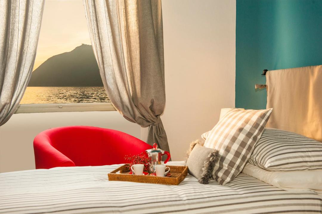 Photo of Bedroom in Sale Marasino