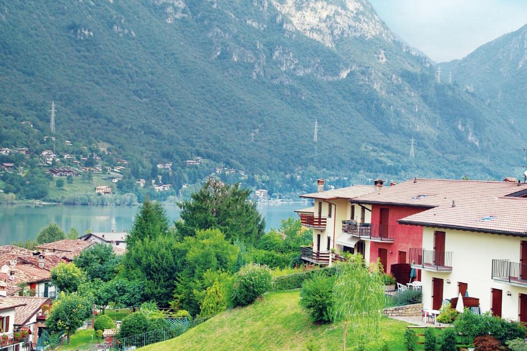 Photo of Buildings in Crone