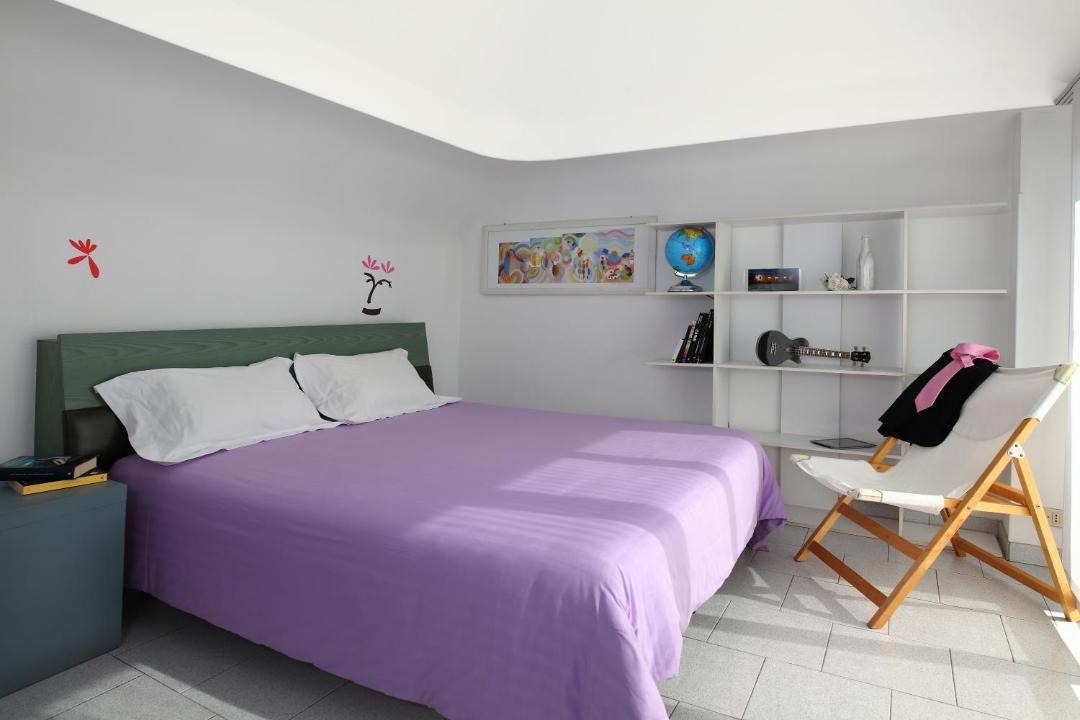 Photo of Bedroom in Chinatown