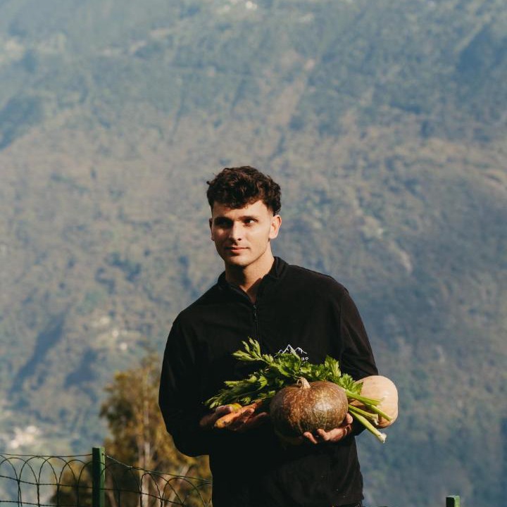 Photo of Others in Bugiallo