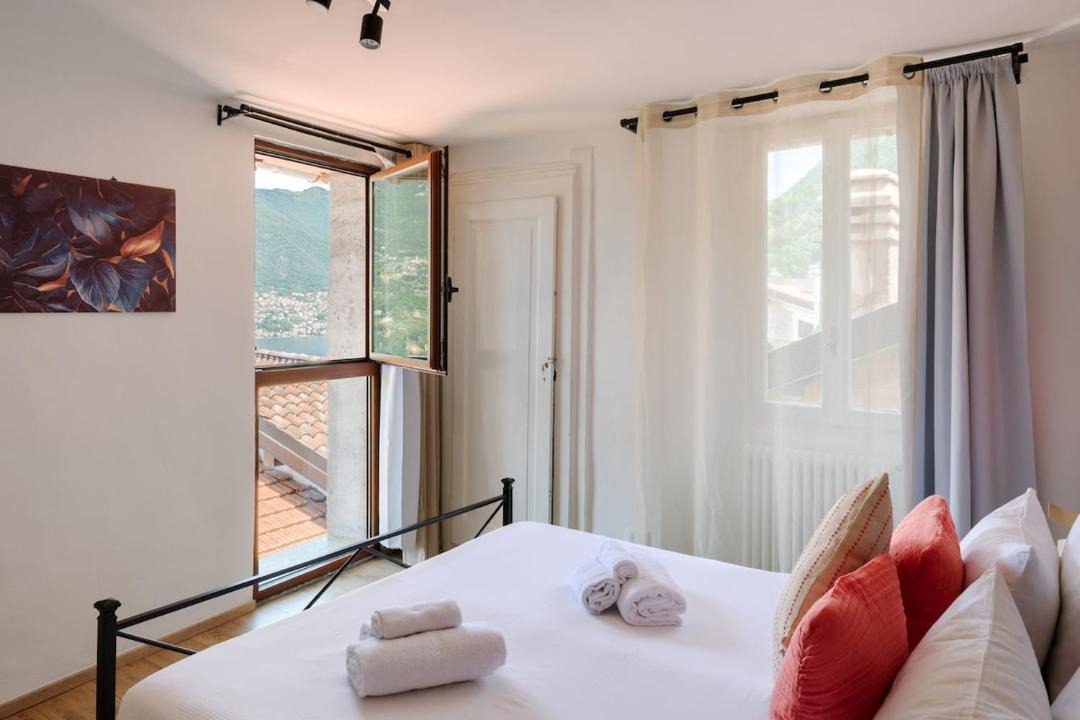 Photo of Bedroom in Blevio