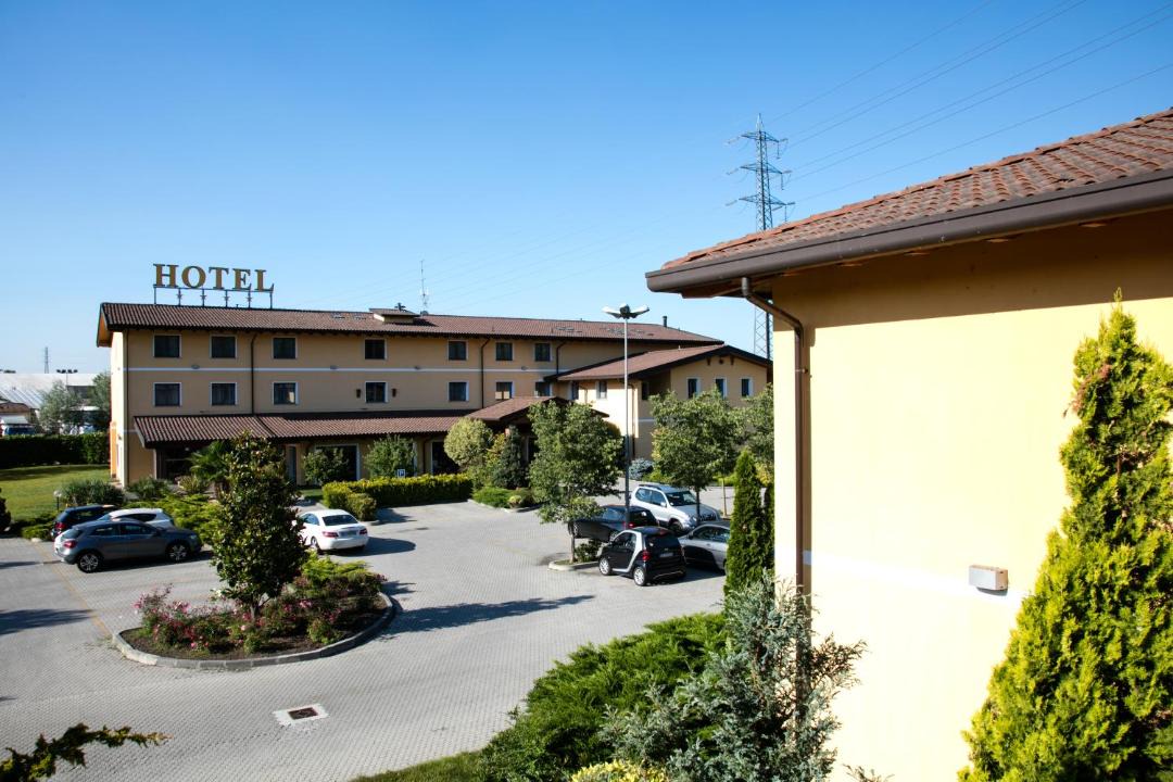 Photo of Others in Vigevano