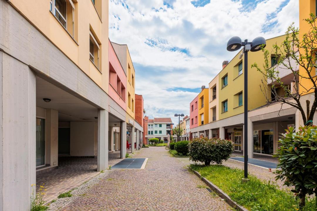 Photo of Buildings in Grassobbio
