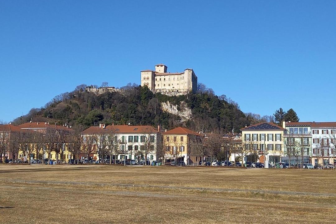 Photo of Buildings in Angera
