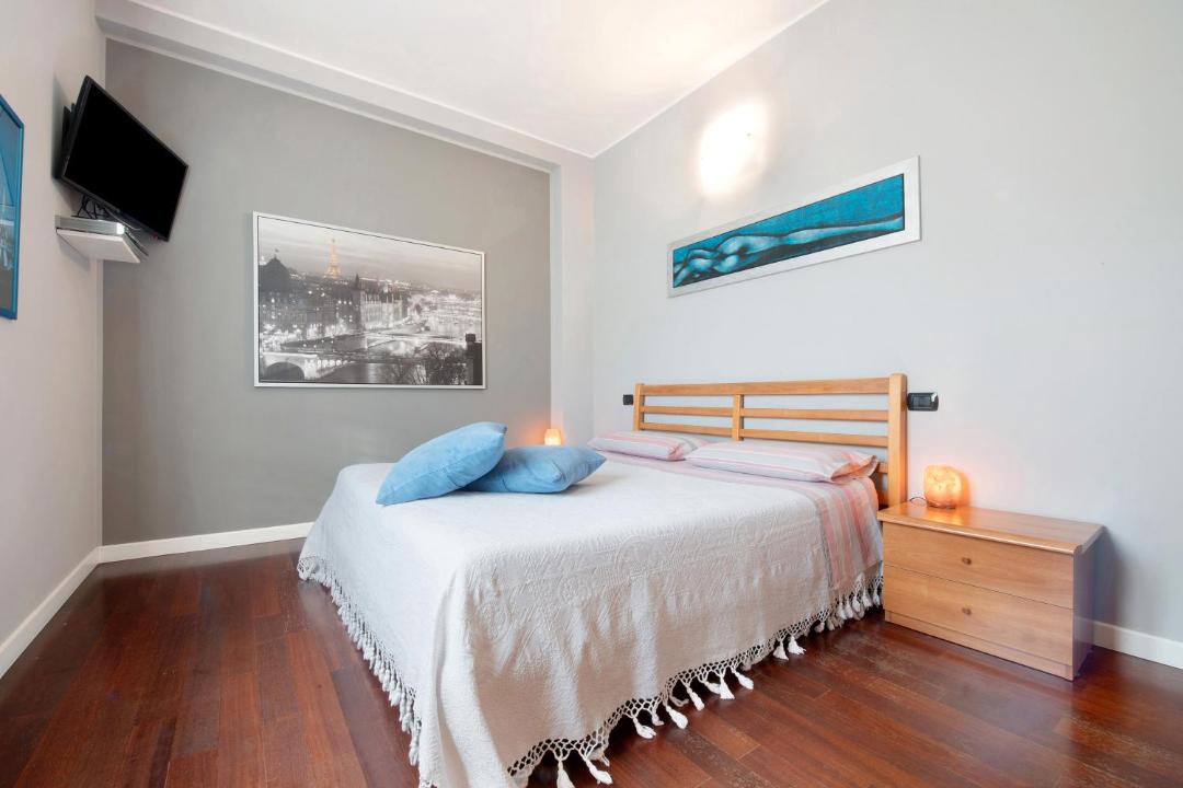 Photo of Bedroom in Senna Comasco