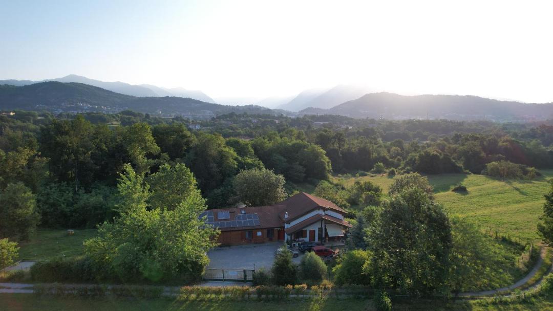 Photo of Others in Montano Lucino