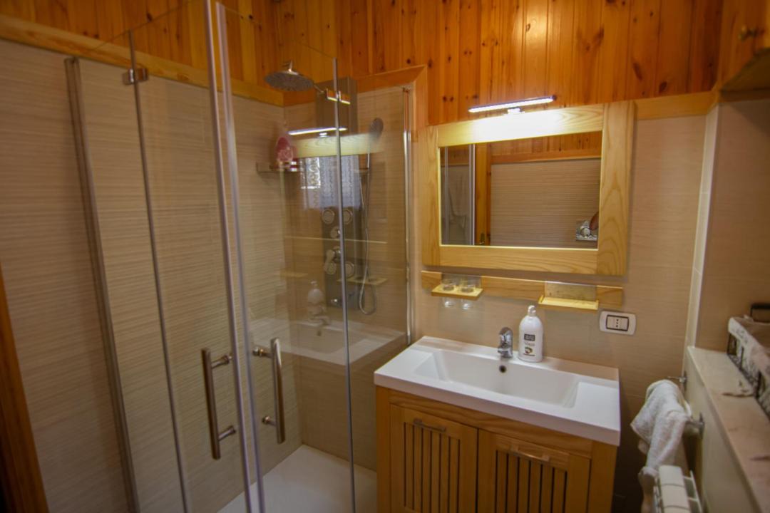 Photo of Bathroom in Carona