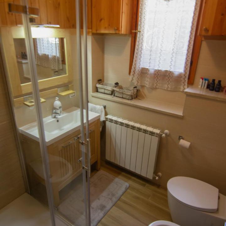 Photo of Bathroom in Carona