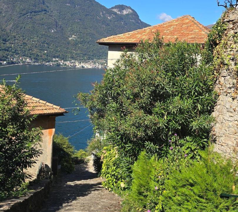 Photo of Others in Nesso