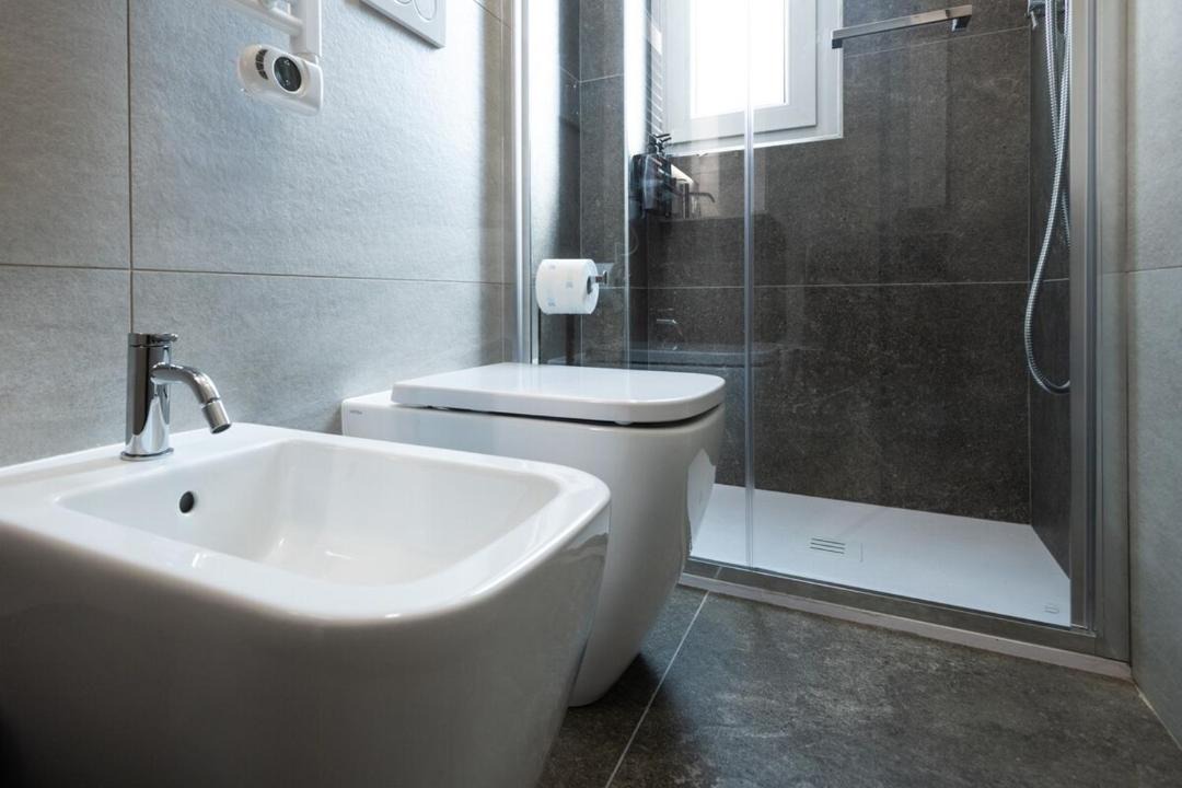 Photo of Bathroom in Peschiera Borromeo