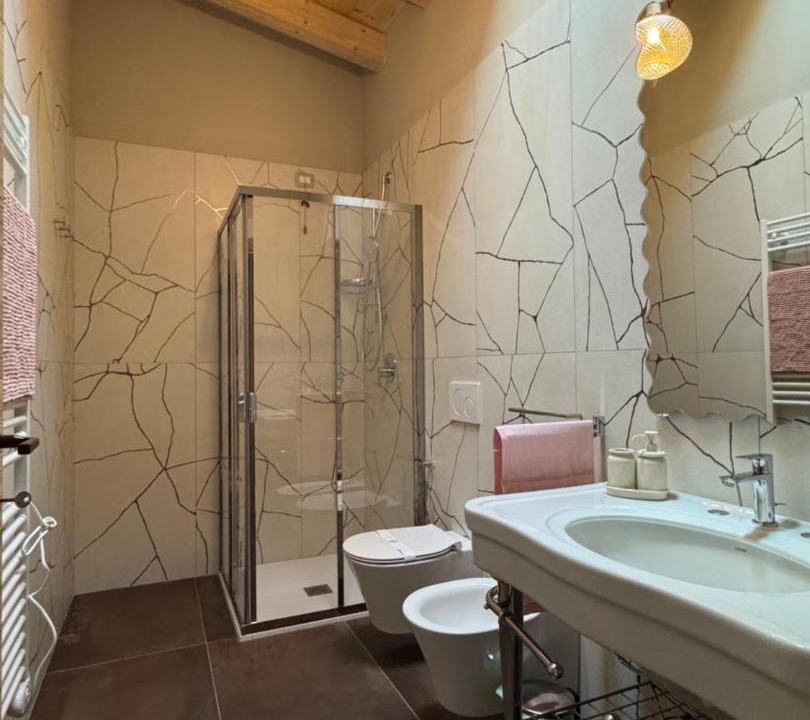 Photo of Bathroom in Predore