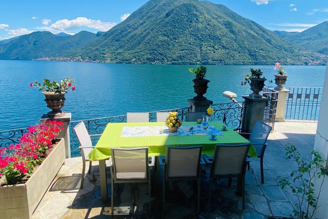 Photo of Patio Balcony in Argegno