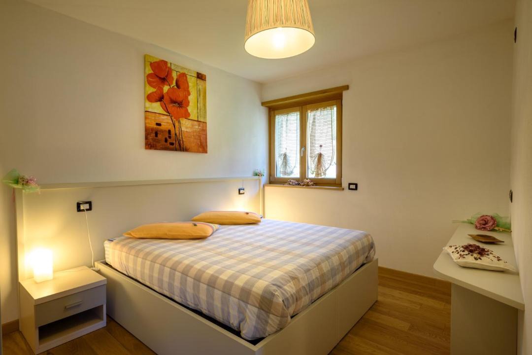 Photo of Bedroom in Villa di Tirano
