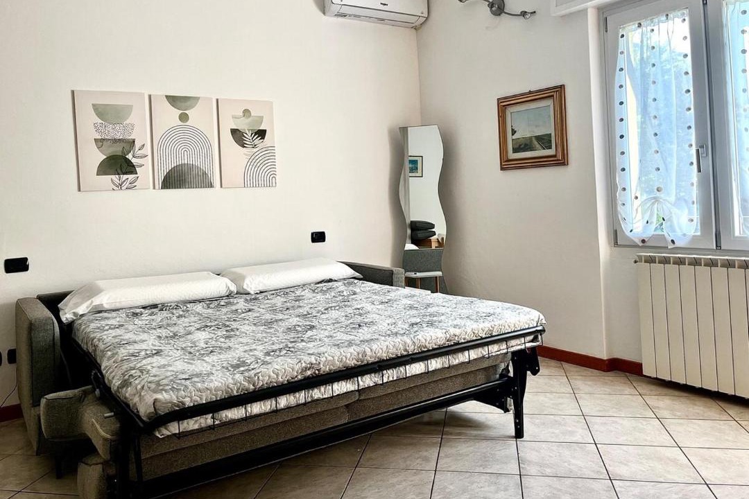 Photo of Bedroom in Mandello del Lario