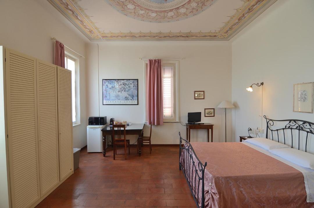 Photo of Bedroom in Suzzara