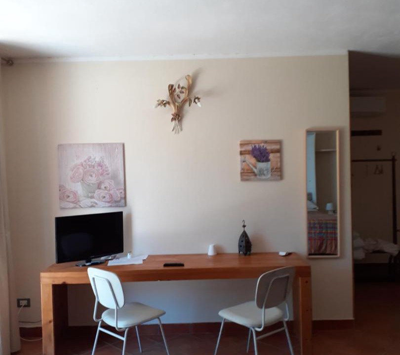 Photo of Others in Mantua