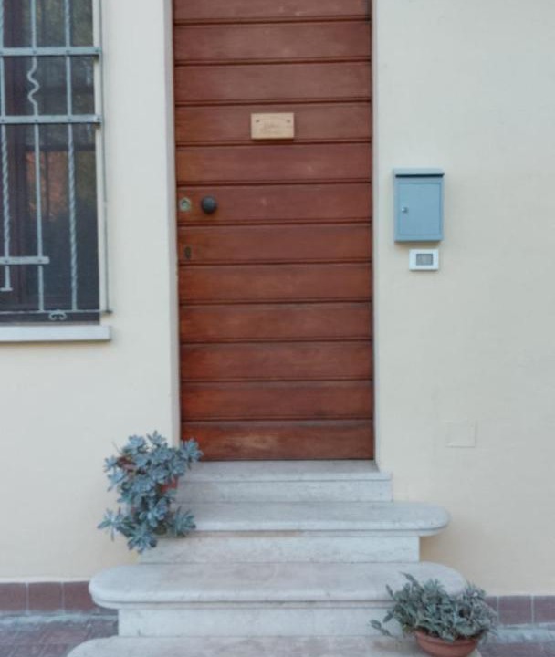 Photo of Others in Mantua