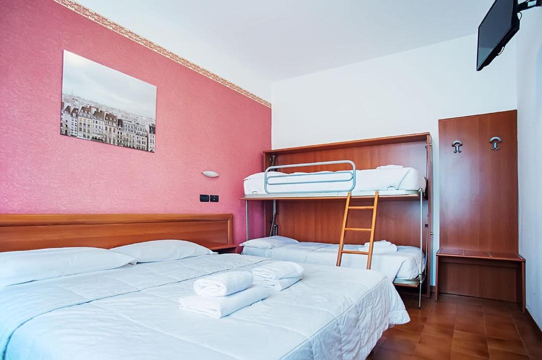 Photo of Bedroom in Pozzolengo