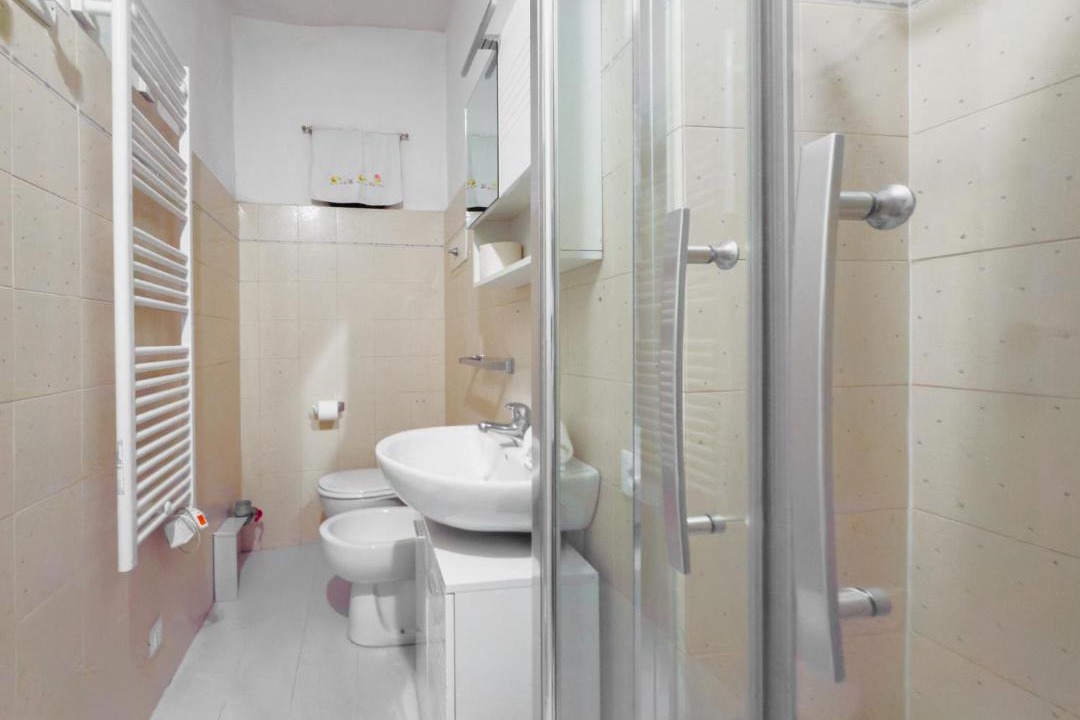 Photo of Bathroom in Lovere Old Town