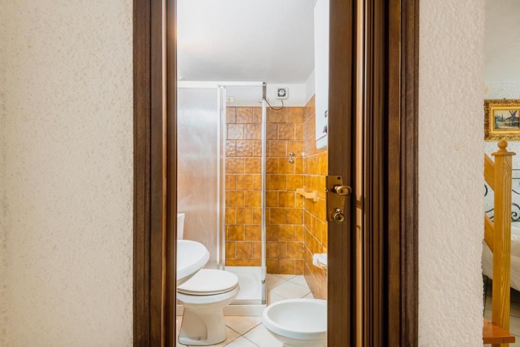 Photo of Bathroom in Temu
