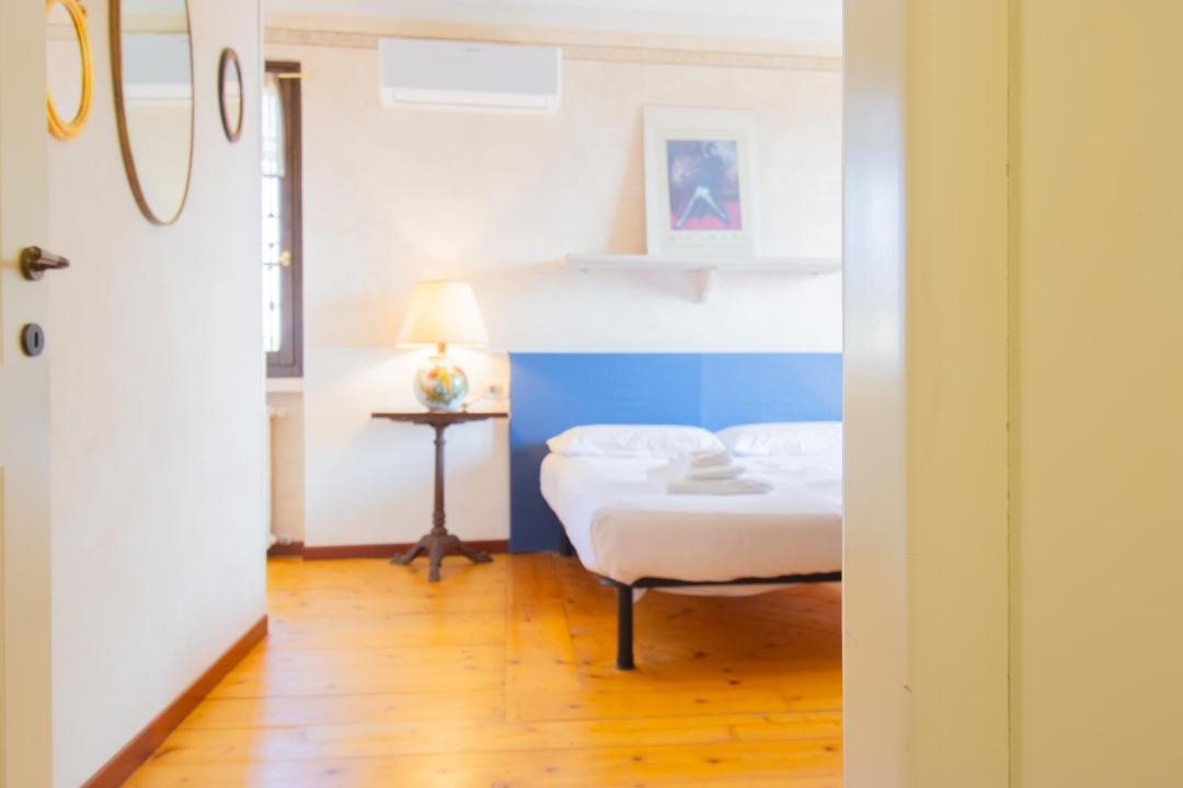 Photo of Bedroom in Lonato del Garda
