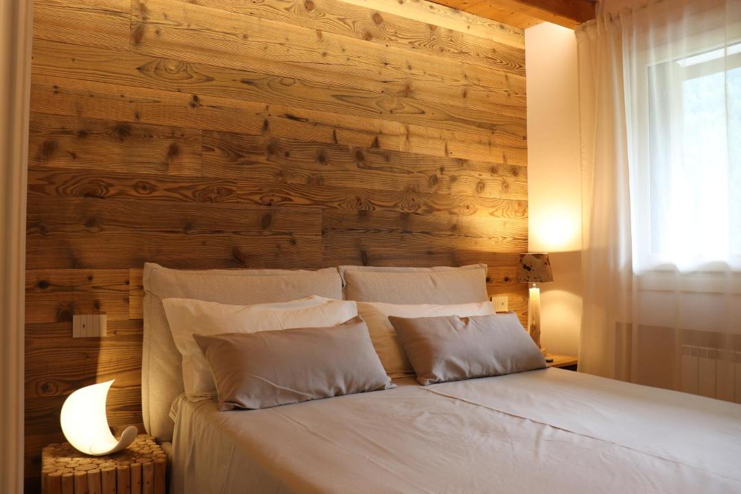 Photo of Bedroom in Temu