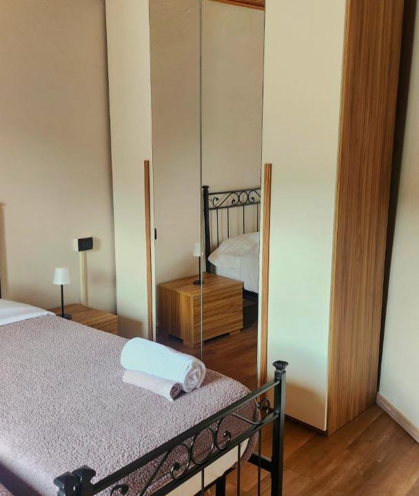 Photo of Bedroom in Lanzo d'Intelvi