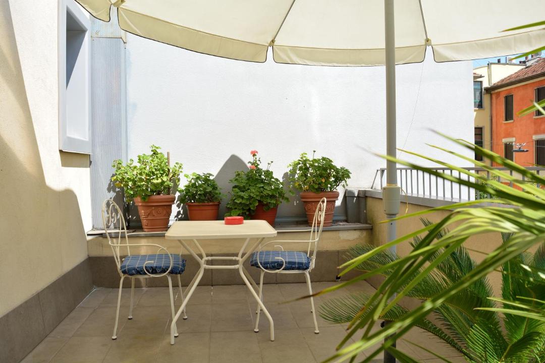 Photo of Patio Balcony in Acquabella