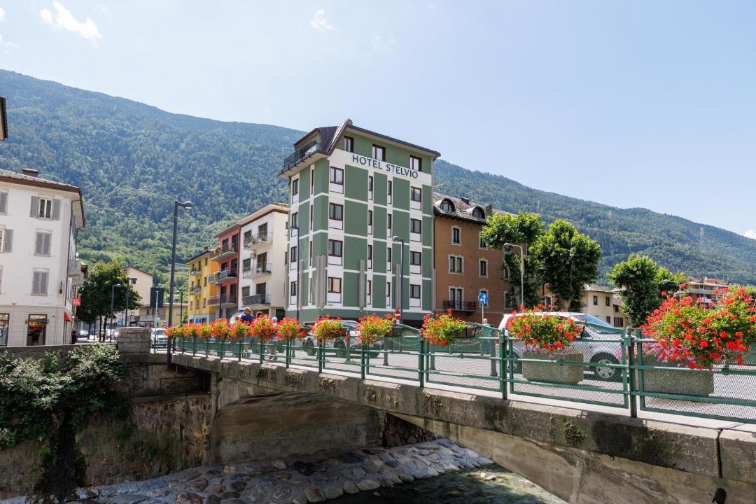 Photo of Others in Tirano