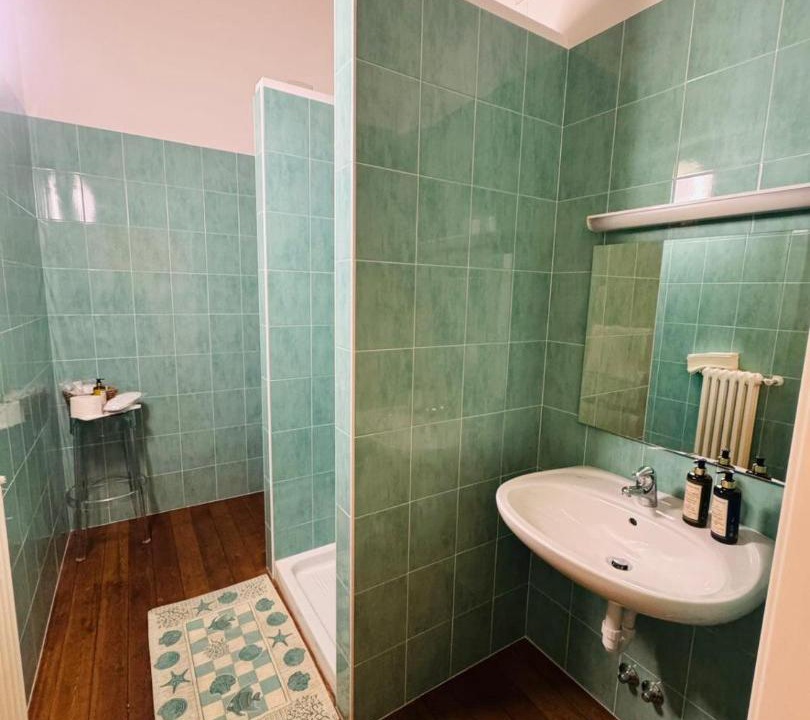 Photo of Bathroom in Albese con Cassano