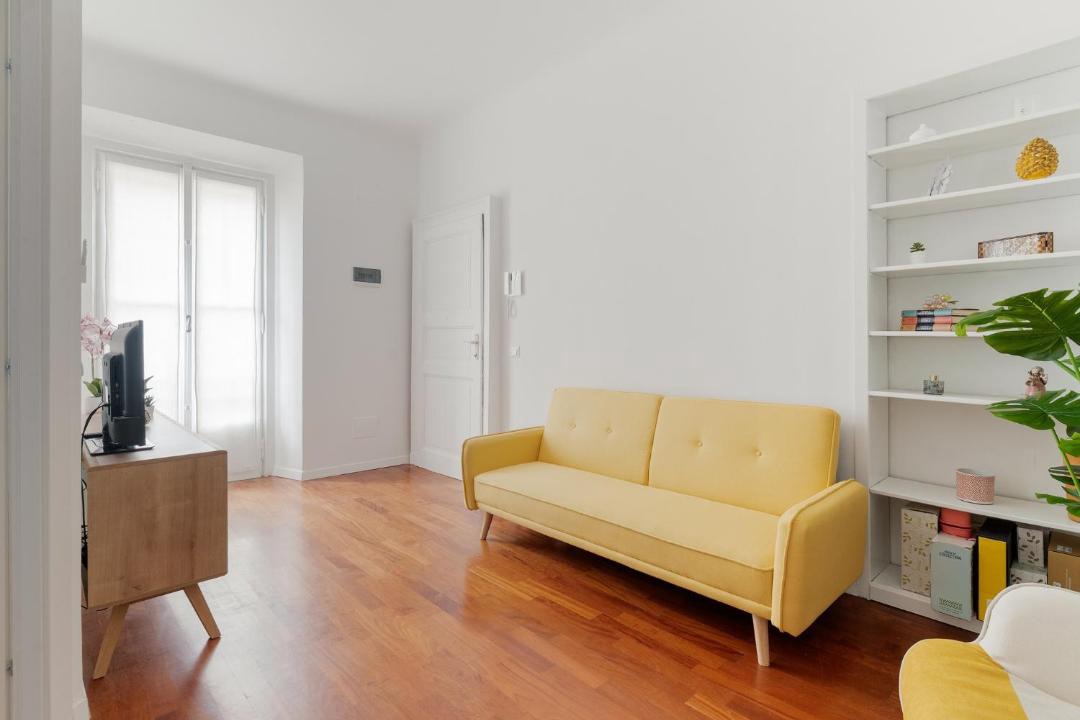 Photo of Livingroom in Tricolore
