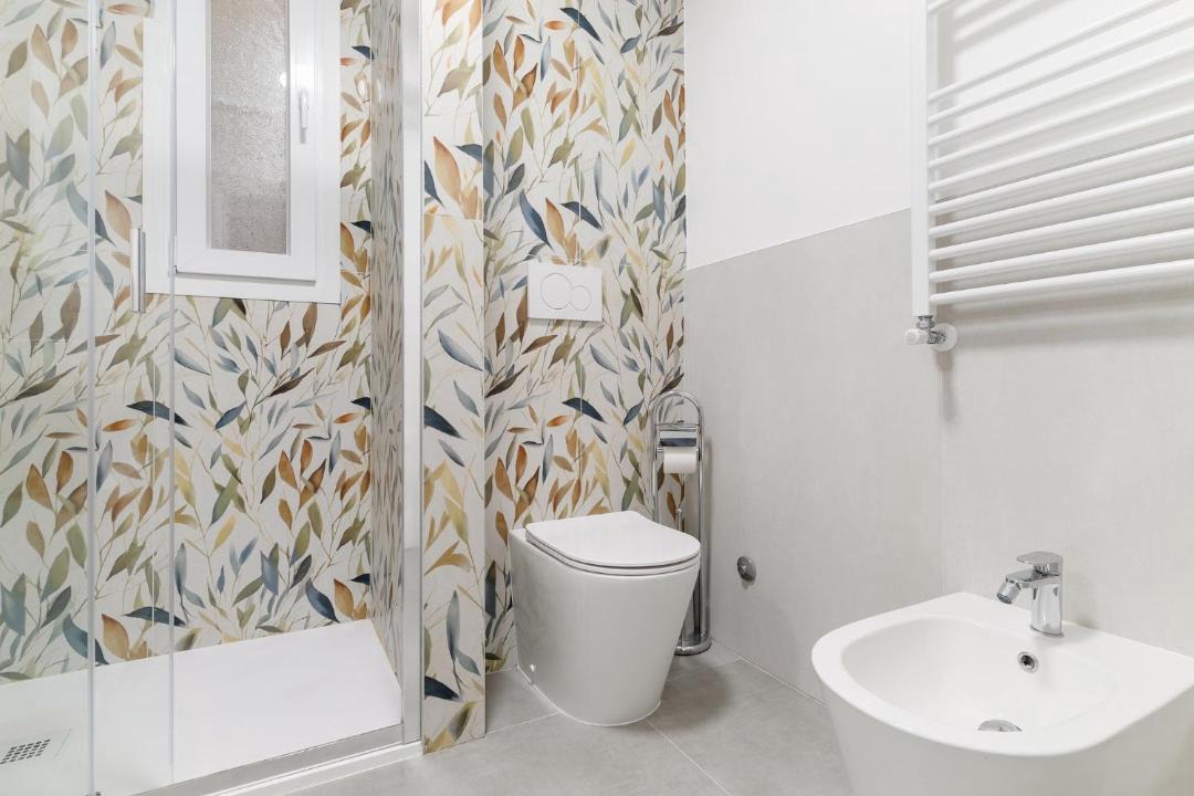 Photo of Bathroom in Tricolore