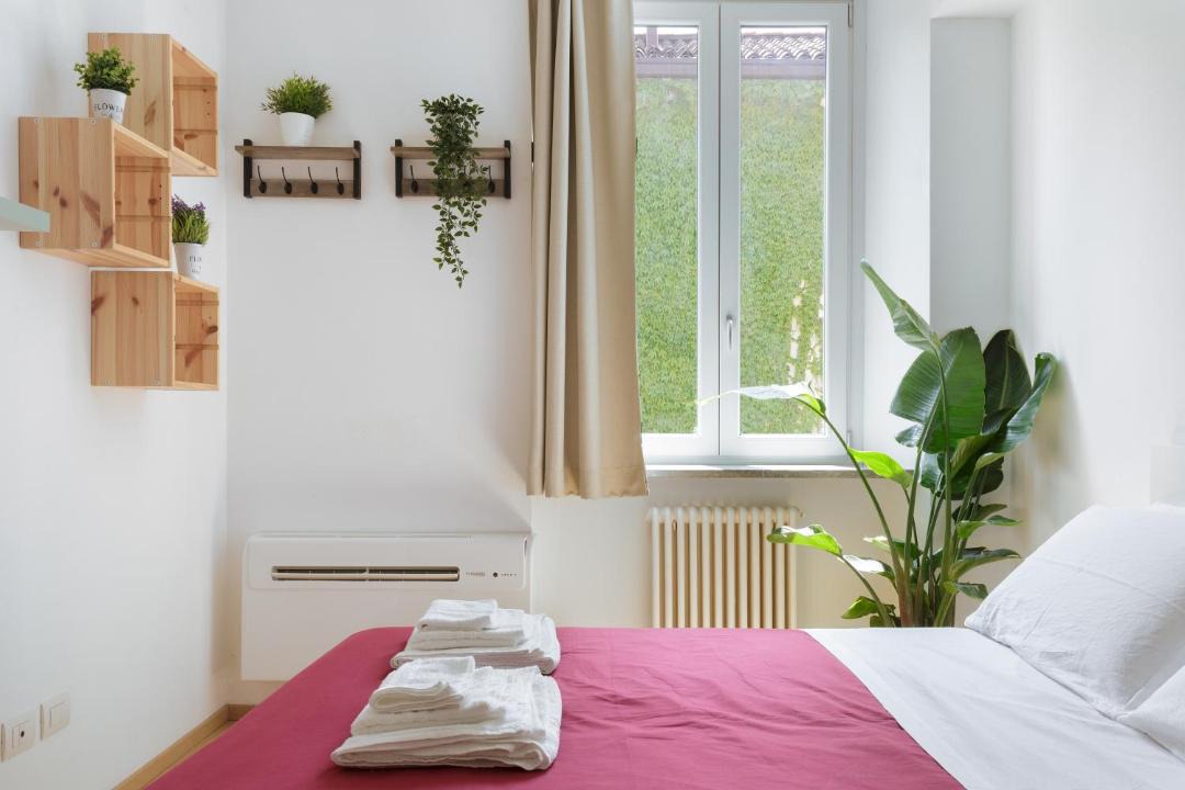 Photo of Bedroom in Como City Centre