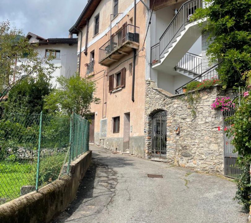 Photo of Others in Bisuschio