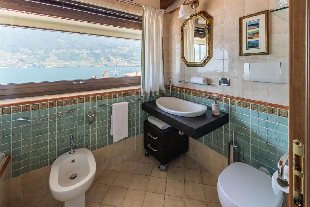 Photo of Bathroom in Monte Isola