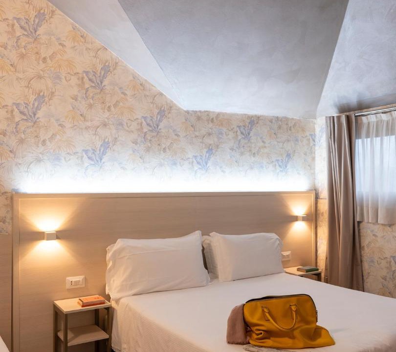 Photo of Bedroom in Pero