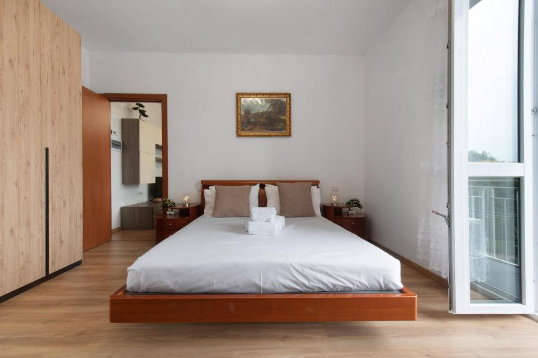 Photo of Bedroom in Senna Comasco