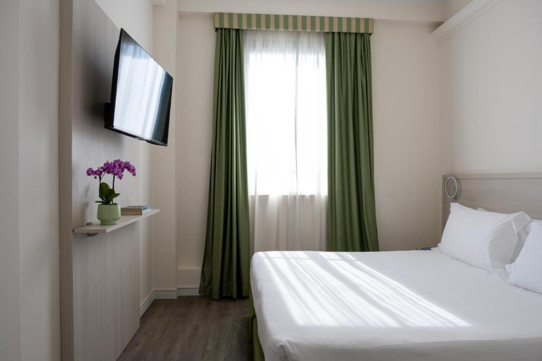 Photo of Bedroom in Pero