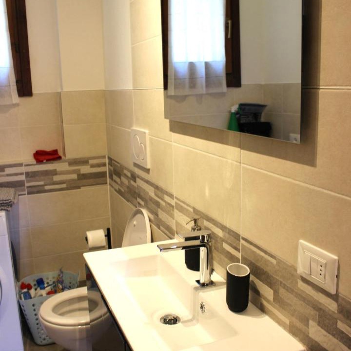 Photo of Bathroom in Brunate