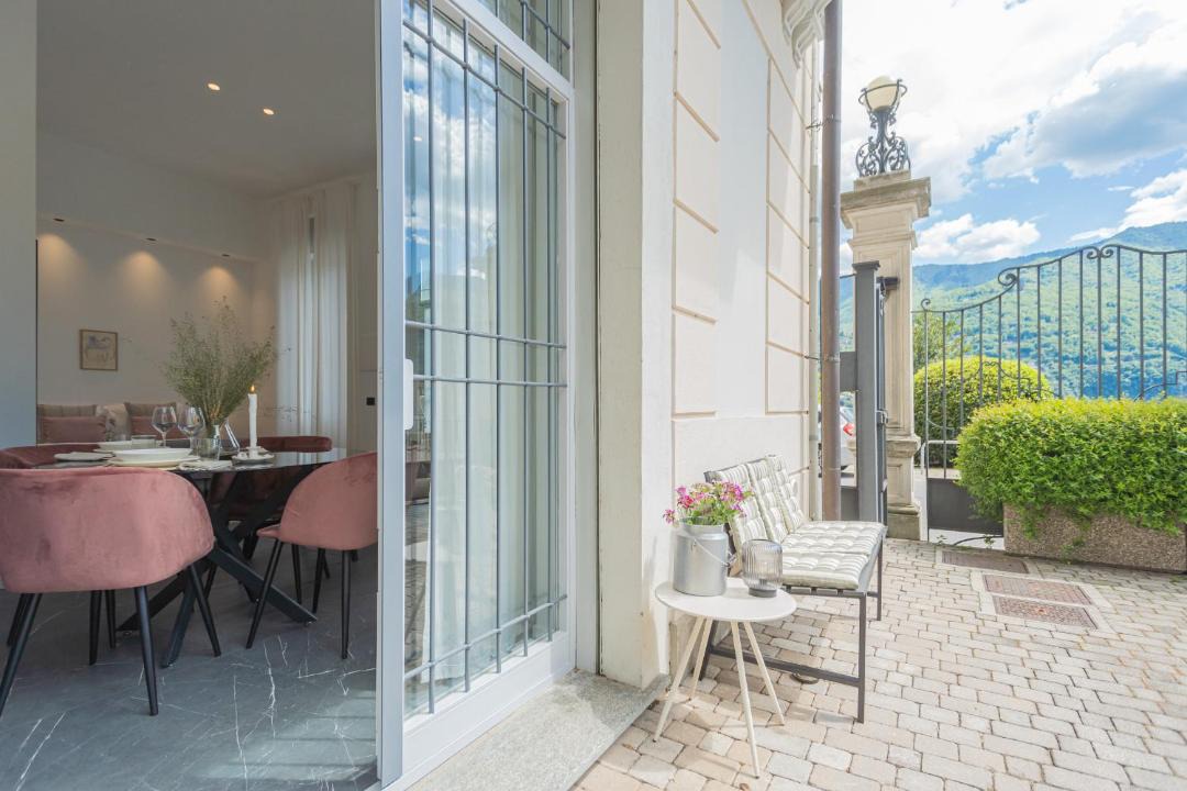 Photo of Patio Balcony in Carate Urio