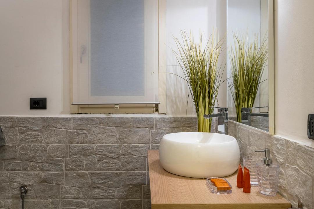 Photo of Bathroom in Isola