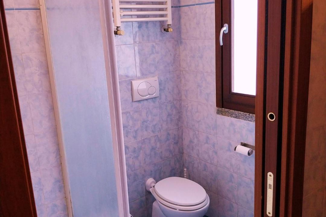 Photo of Bathroom in Peschiera Borromeo
