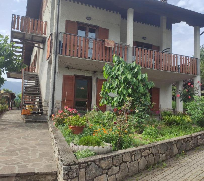 Photo of Others in Ossimo