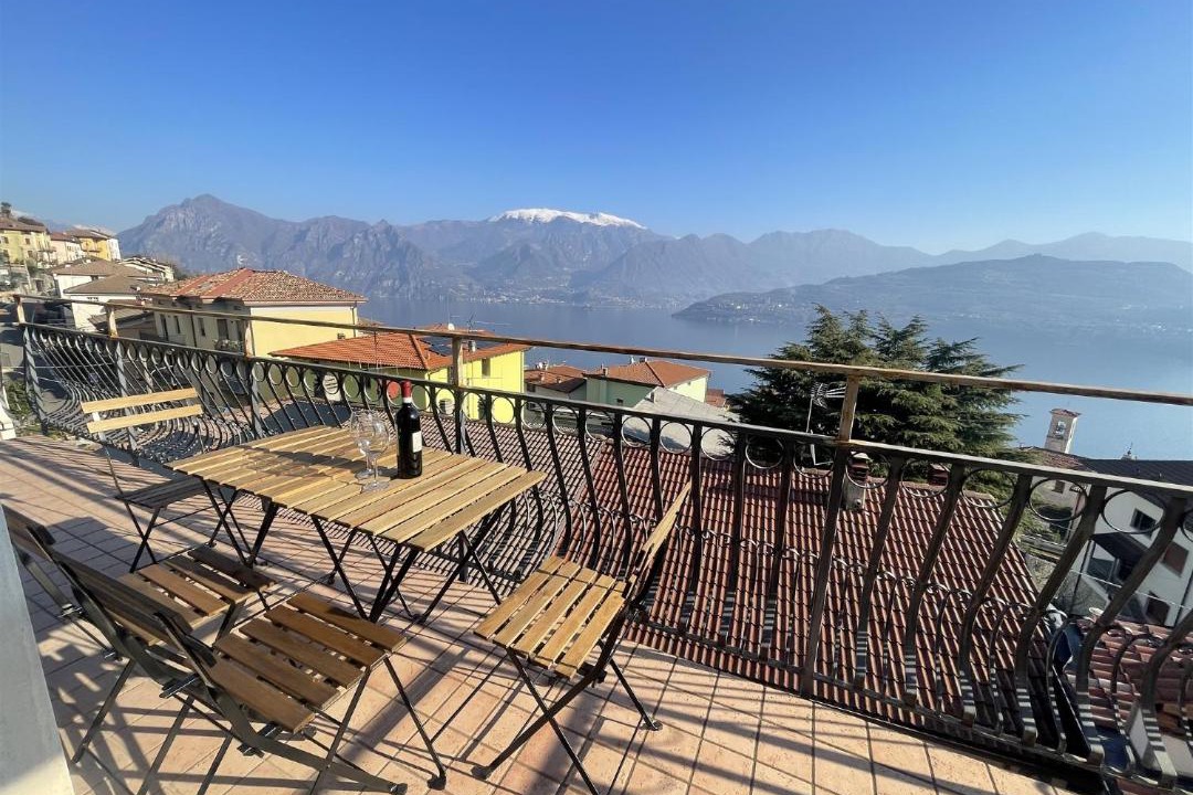 Photo of Patio Balcony in Tavernola