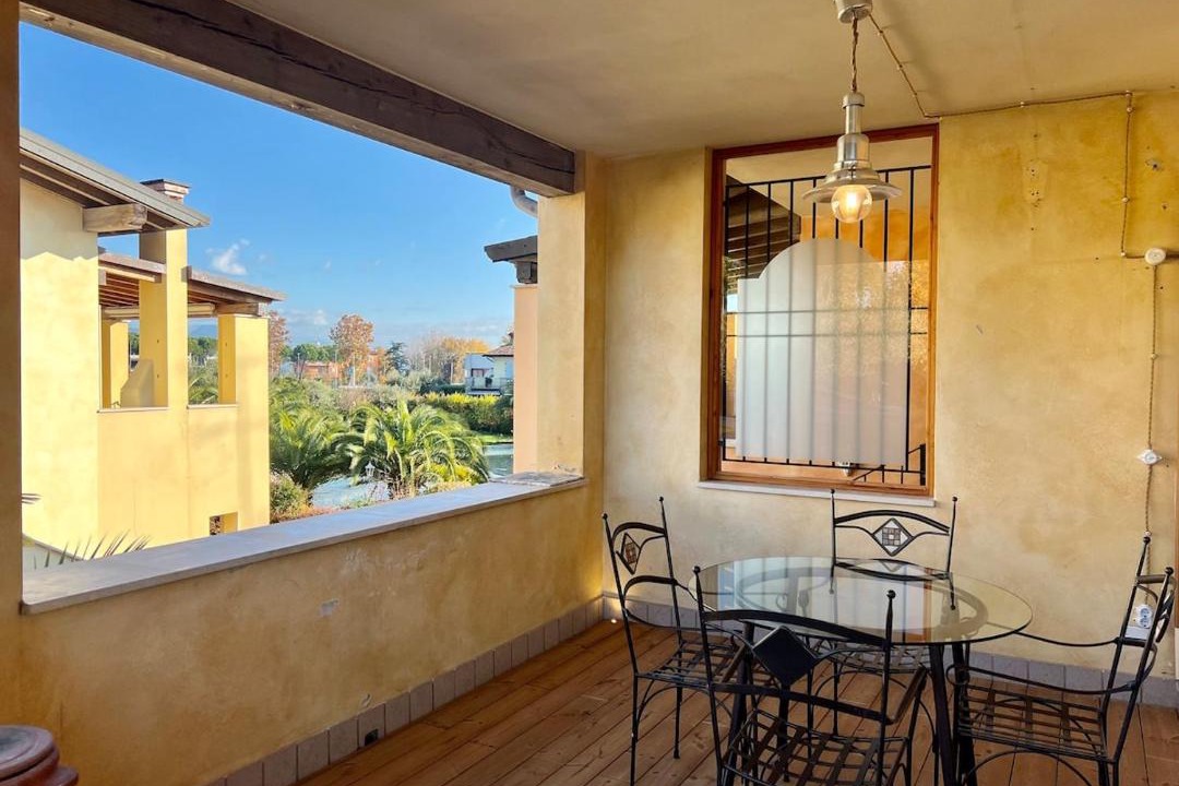 Photo of Patio Balcony in Lugana