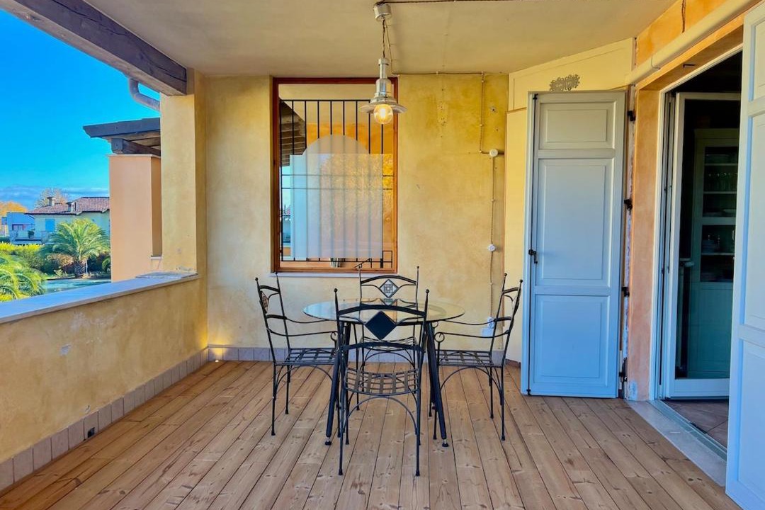 Photo of Patio Balcony in Lugana
