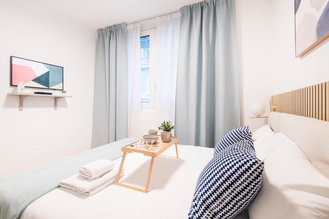Photo of Bedroom in Tricolore