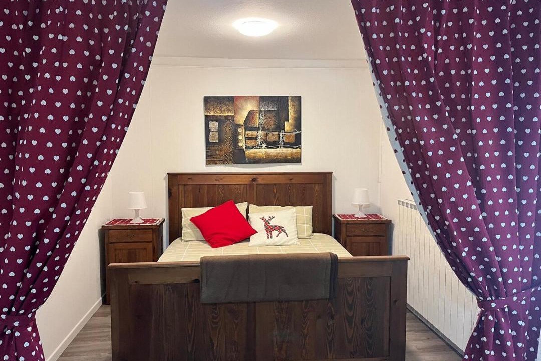 Photo of Bedroom in Schilpario
