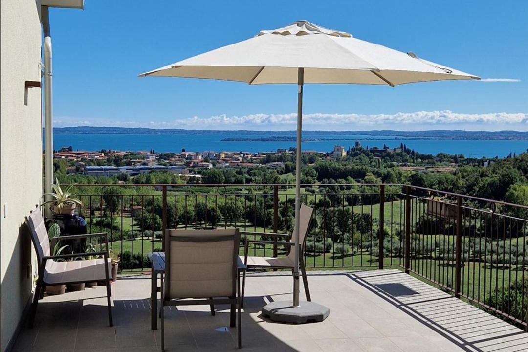 Photo of Patio Balcony in Soiano del Lago