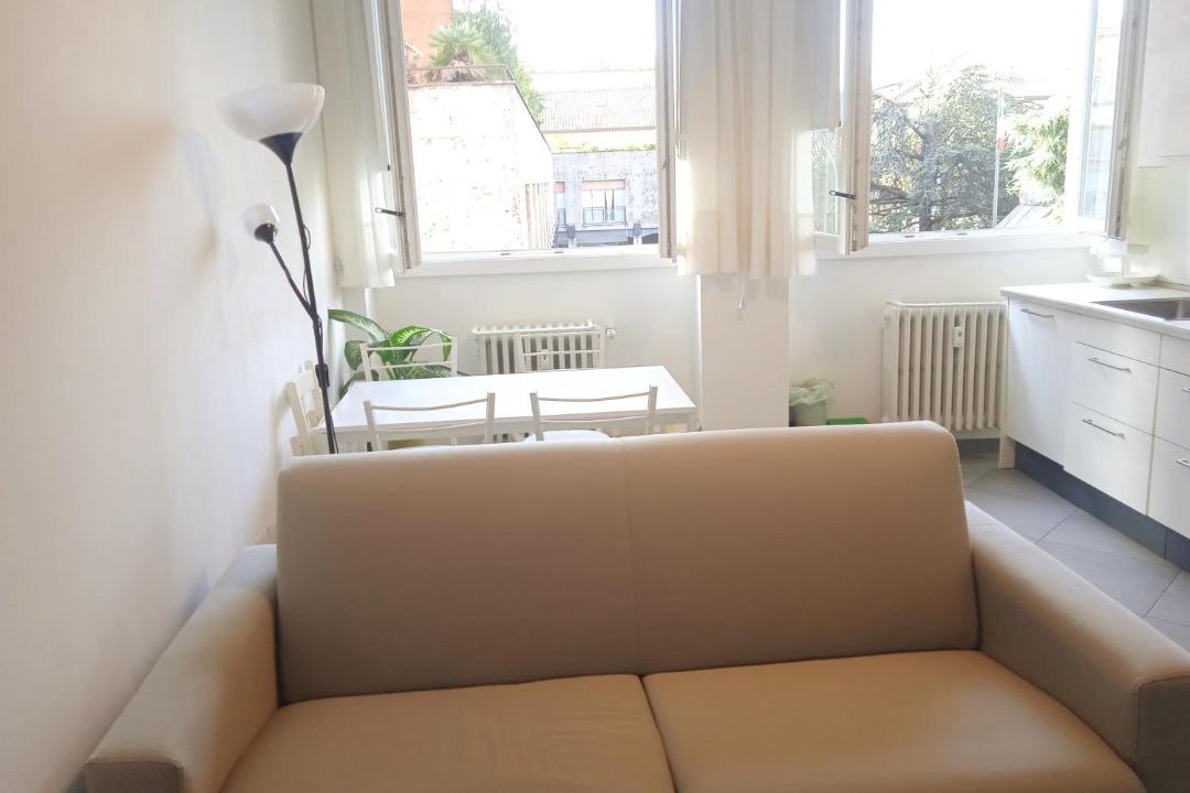 Photo of Livingroom in Magenta